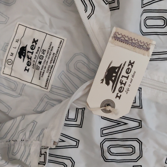Reflex life is out there white jacket - Picture 6 of 7